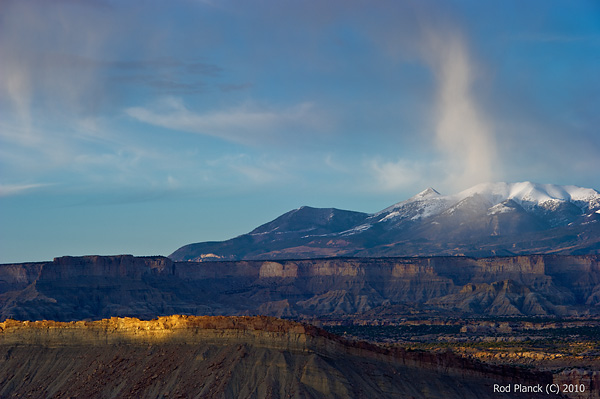 Waterpocket Fold, View  from above the switchback on the Burr trail Utah