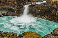 Iceland: Autumn Landscapes and Fire in the Sky Tour